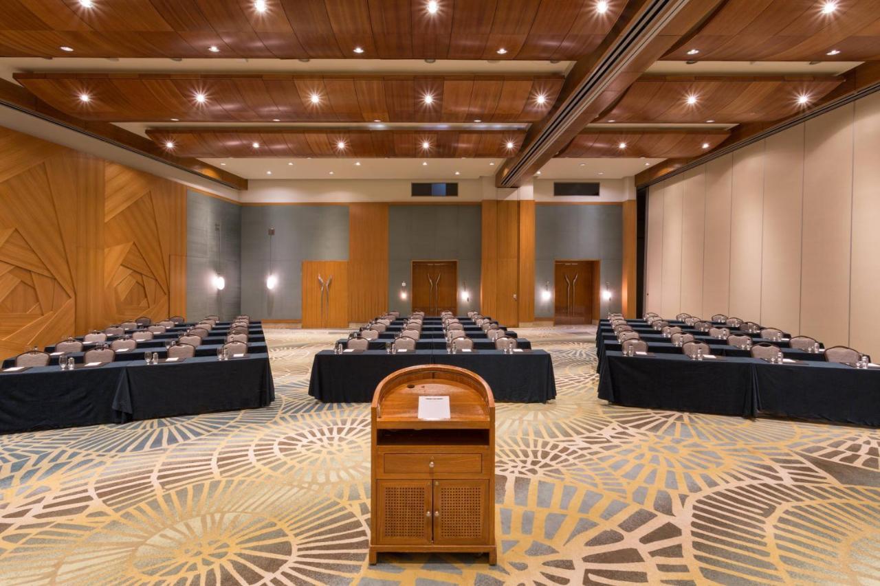 Hotel Jw Marriott Panama Exteriér fotografie The ballroom at the Sheraton Nha Trang Hotel & Spa Resort
