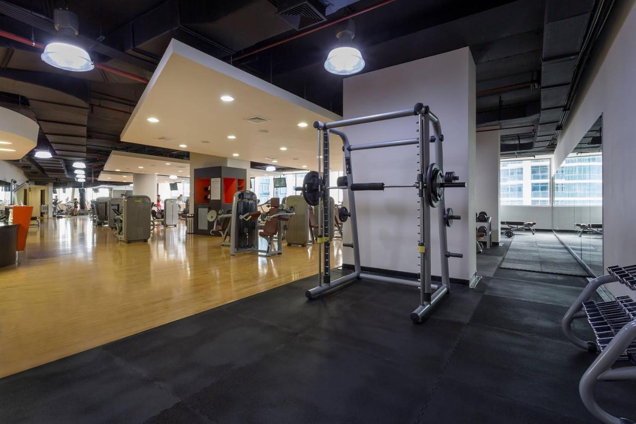 Hotel Jw Marriott Panama Exteriér fotografie The gym at the 100000-square-foot (9,300 m2) headquarters of the company in Bangalore, India