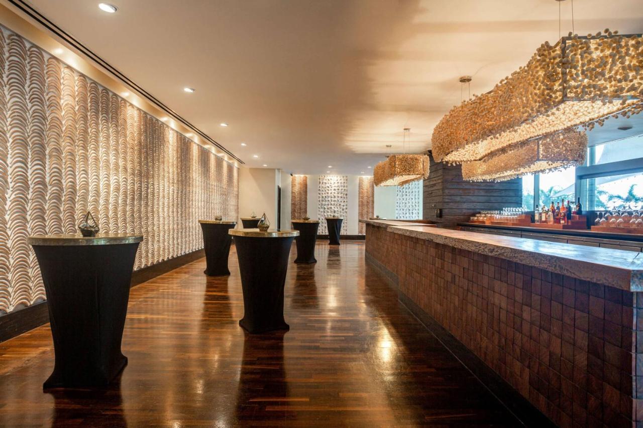 Hotel Jw Marriott Panama Exteriér fotografie The bar at the 101 Lounge