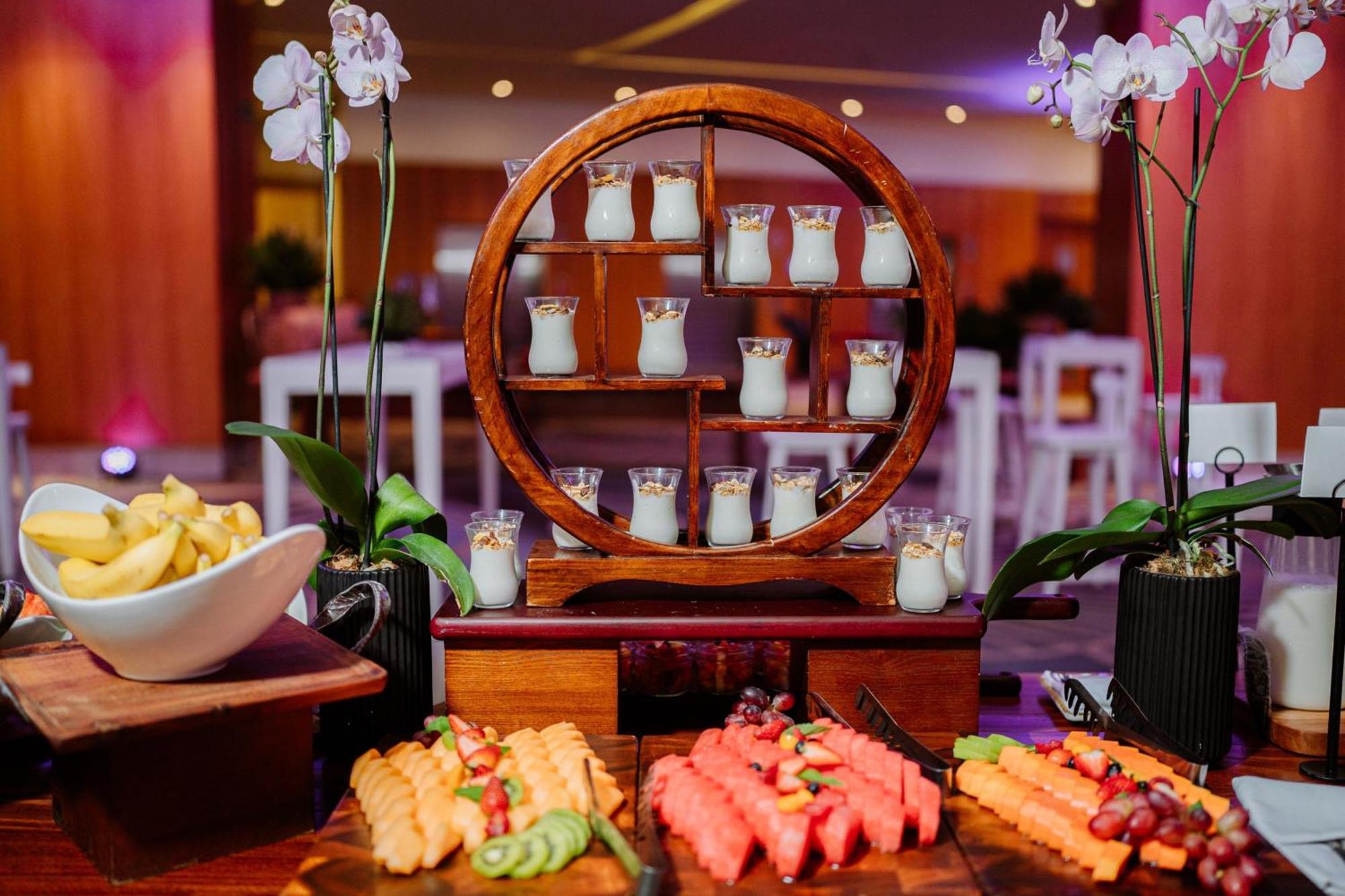 Hotel Jw Marriott Panama Exteriér fotografie A dessert buffet
